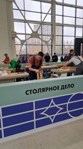 photo_5783782838778924109_y