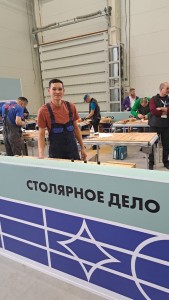 photo_5783926599924255495_y